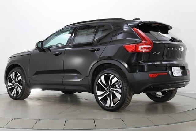 new 2024 Volvo XC40 car, priced at $42,250