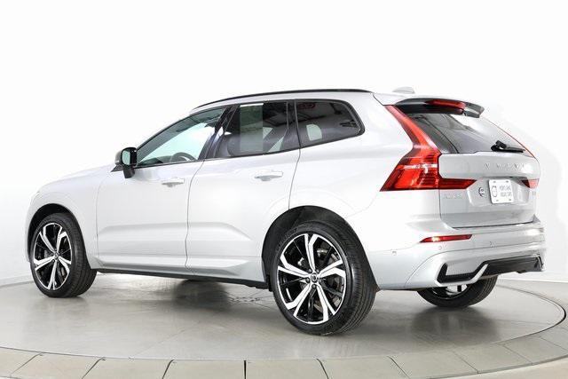 used 2022 Volvo XC60 car, priced at $43,990