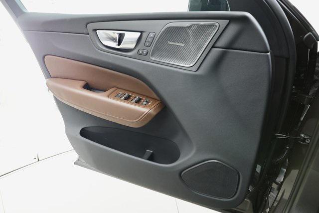 new 2025 Volvo XC60 Plug-In Hybrid car, priced at $65,405