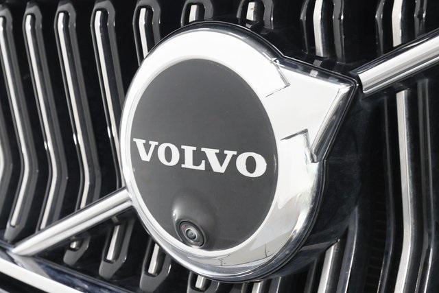 used 2025 Volvo XC40 car, priced at $34,890