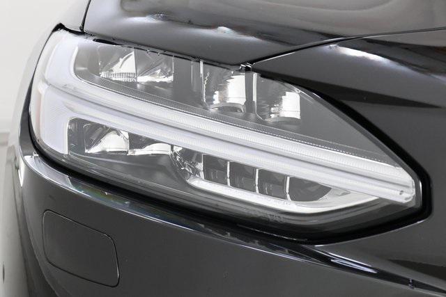 new 2025 Volvo S90 car, priced at $57,413