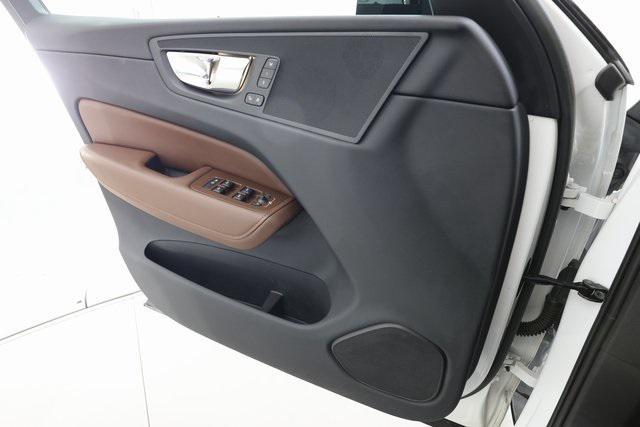 used 2023 Volvo XC60 Recharge Plug-In Hybrid car, priced at $44,990