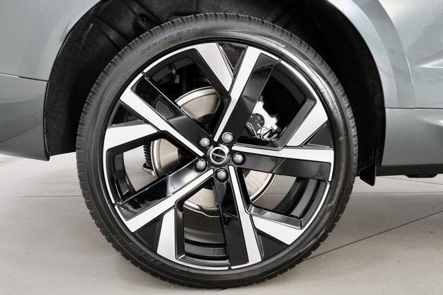 new 2026 Volvo XC60 Plug-In Hybrid car, priced at $80,310