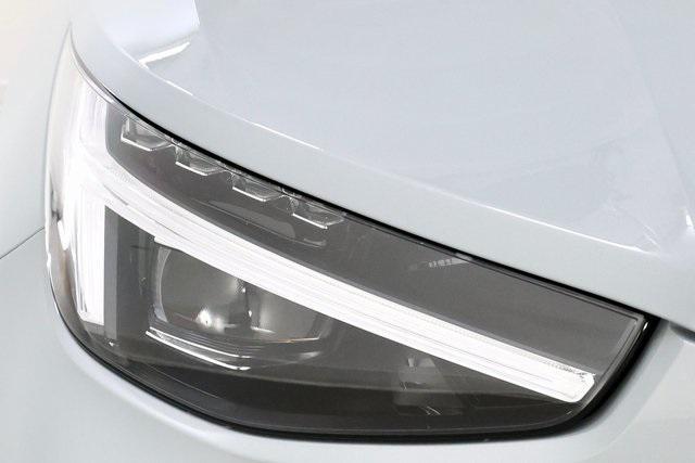 new 2025 Volvo XC40 car, priced at $50,235