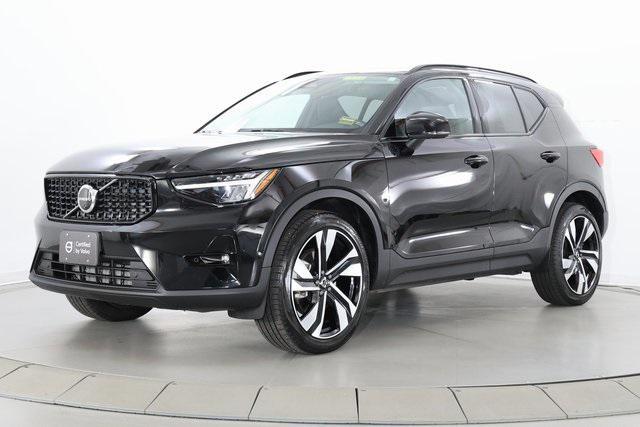 used 2025 Volvo XC40 car, priced at $34,990