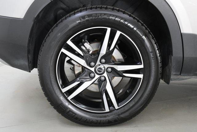 used 2025 Volvo XC40 car, priced at $33,990