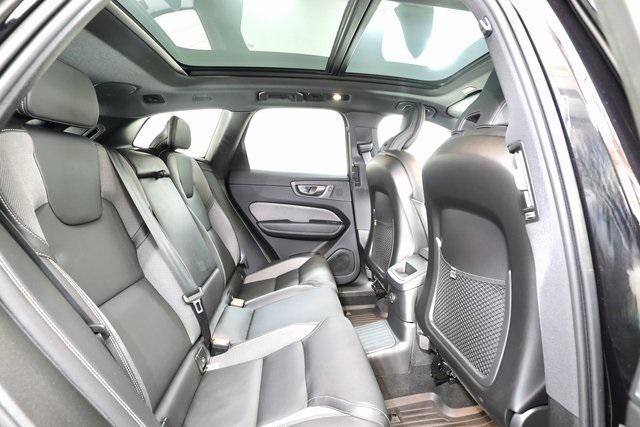 used 2022 Volvo XC60 Recharge Plug-In Hybrid car, priced at $45,890