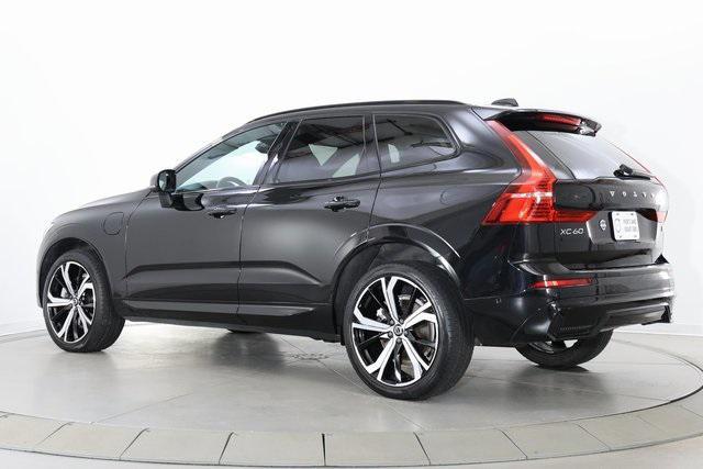 used 2022 Volvo XC60 Recharge Plug-In Hybrid car, priced at $45,890