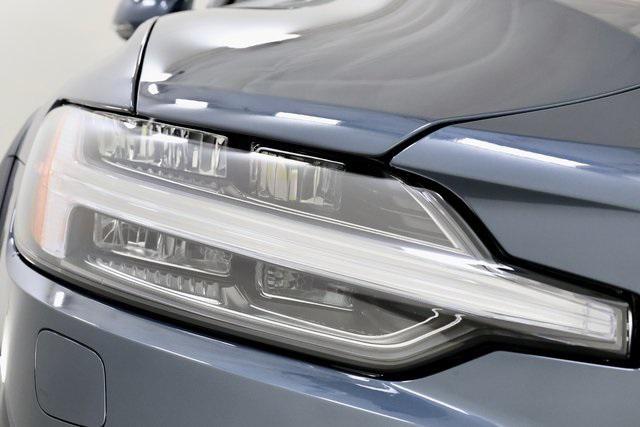 new 2026 Volvo V60 Cross Country car, priced at $56,450