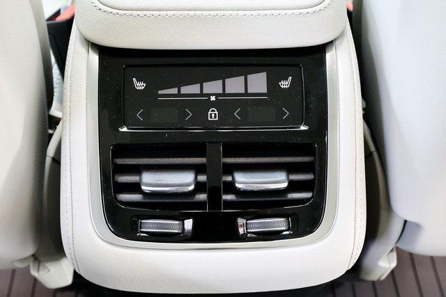 new 2025 Volvo XC90 car, priced at $72,495