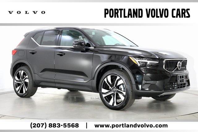 new 2025 Volvo XC40 car, priced at $50,040