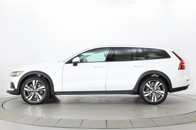 used 2024 Volvo V60 Cross Country car, priced at $43,790