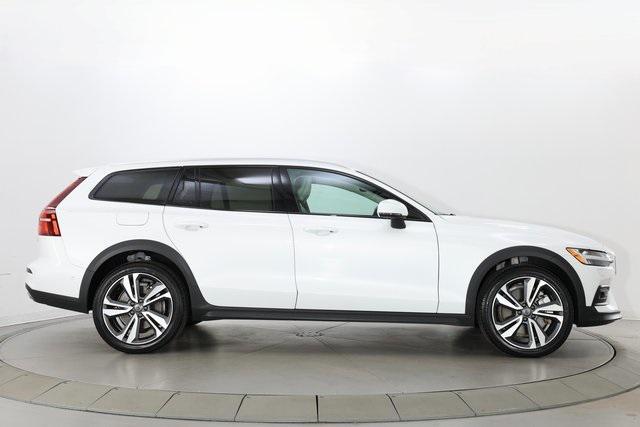 used 2024 Volvo V60 Cross Country car, priced at $43,790