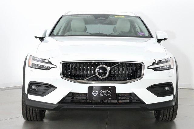 used 2024 Volvo V60 Cross Country car, priced at $43,790