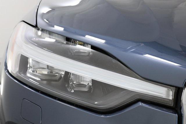 used 2023 Volvo XC60 car, priced at $34,990