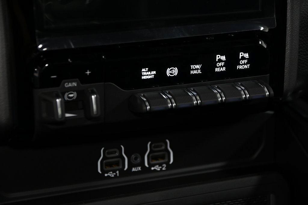 new 2025 Ram 3500 car