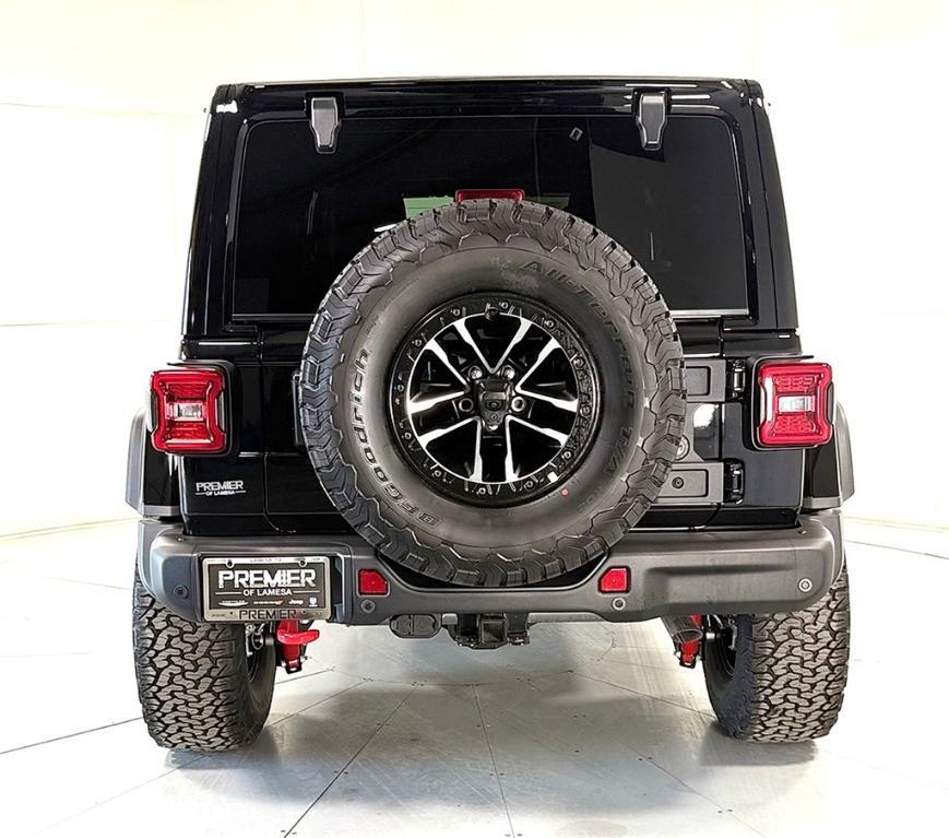 new 2025 Jeep Wrangler car, priced at $64,323