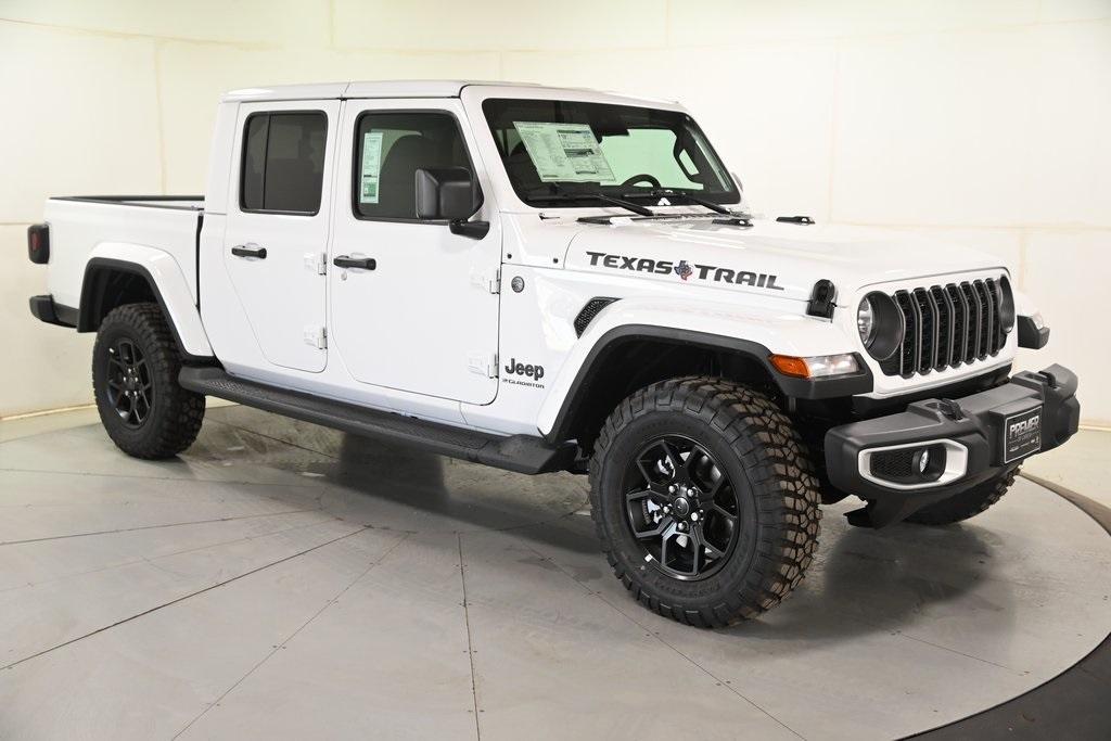new 2025 Jeep Gladiator car