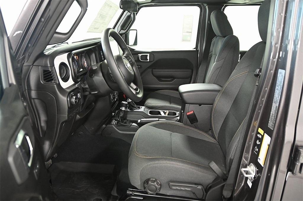 new 2025 Jeep Wrangler car, priced at $34,680