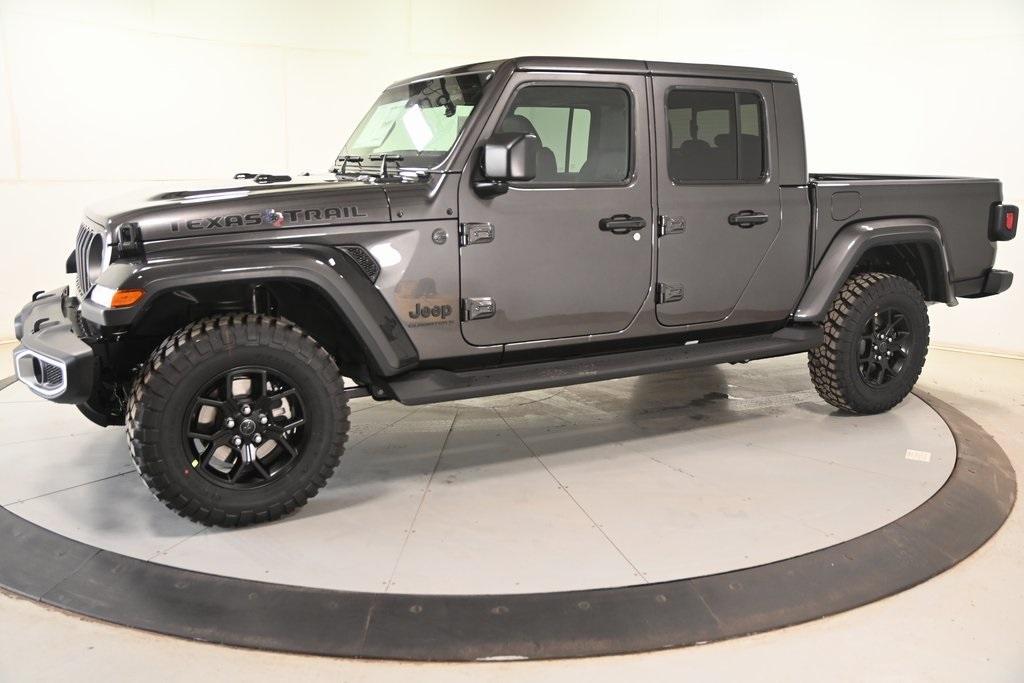 new 2025 Jeep Gladiator car, priced at $44,584