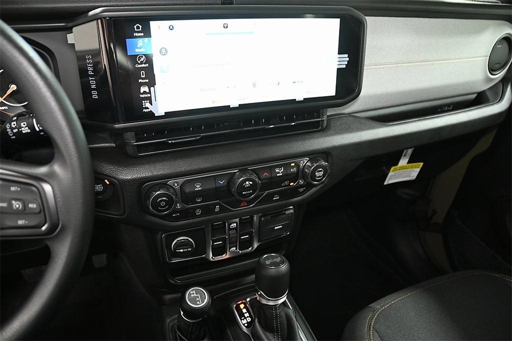 new 2025 Jeep Wrangler car, priced at $38,680