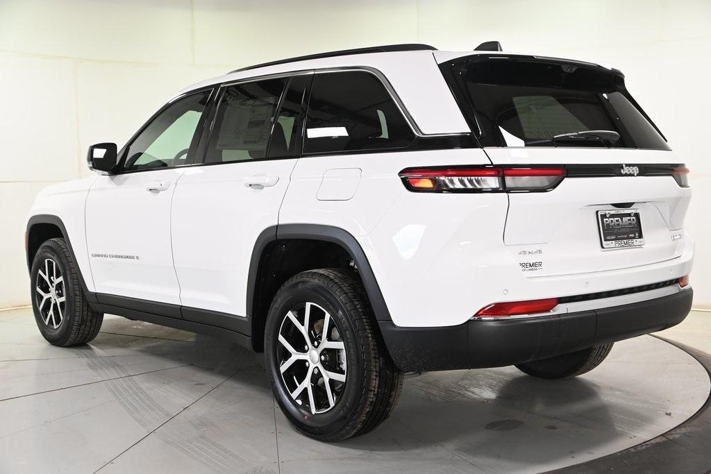 new 2025 Jeep Grand Cherokee car, priced at $49,396