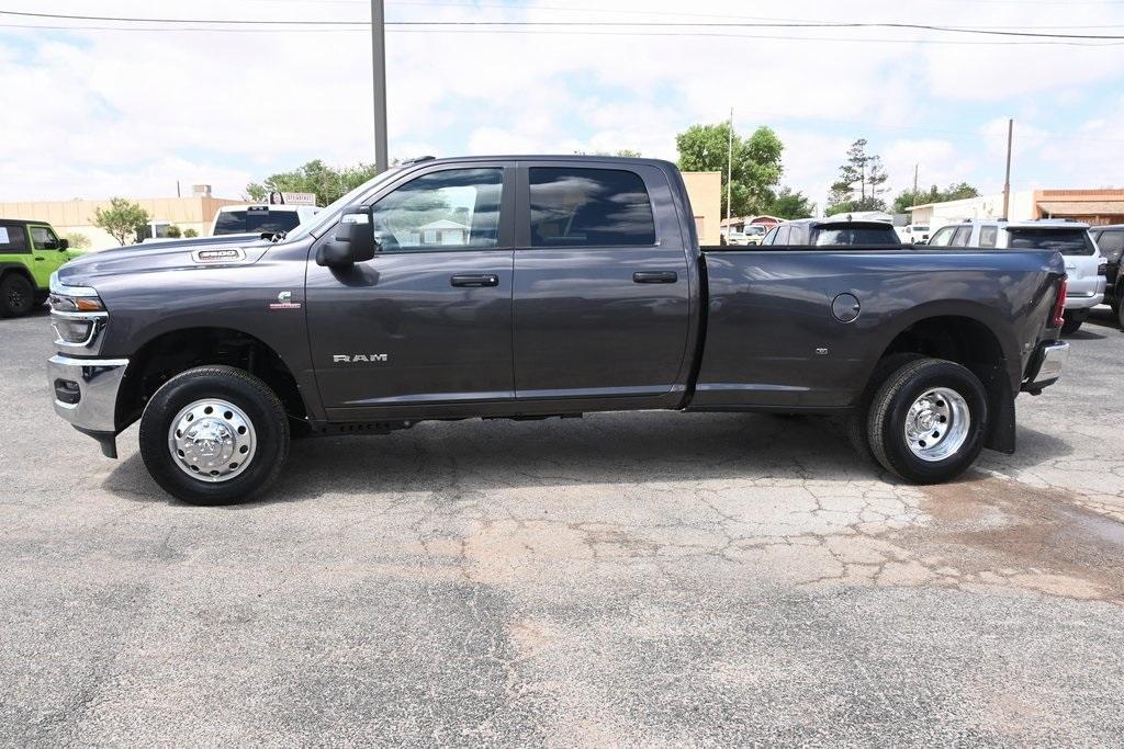 new 2025 Ram 3500 car