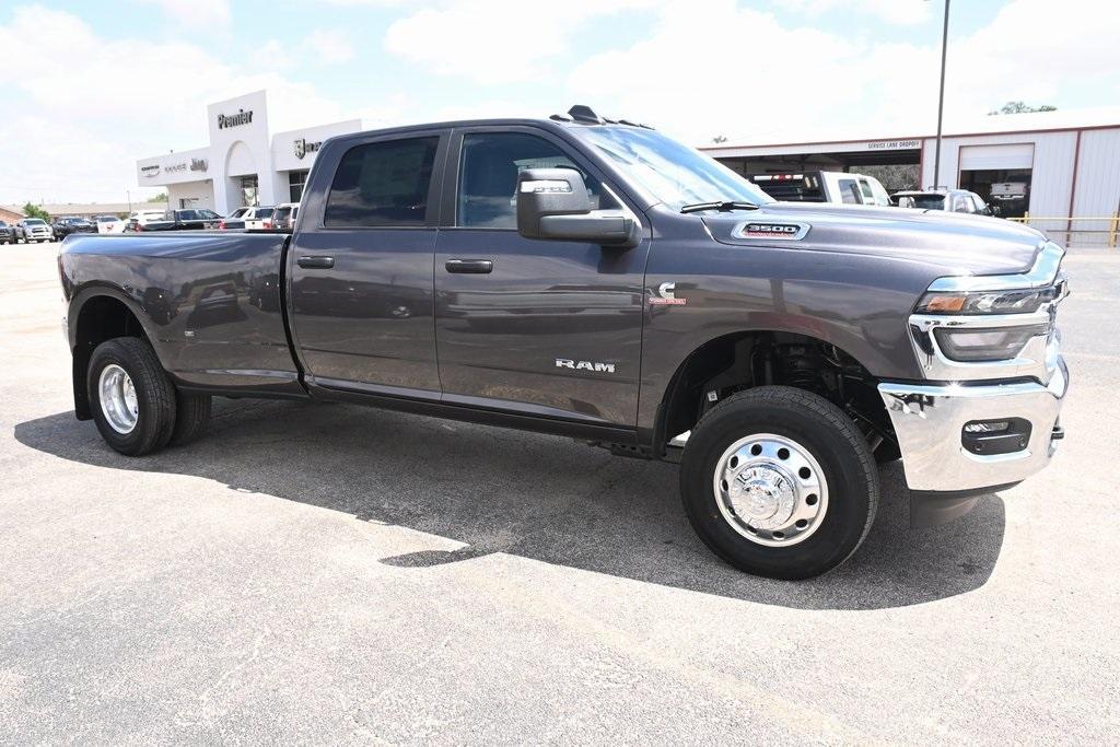 new 2025 Ram 3500 car