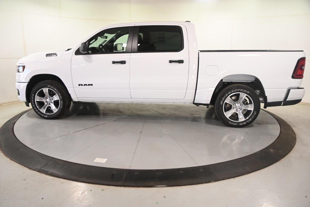new 2025 Ram 1500 car, priced at $47,933