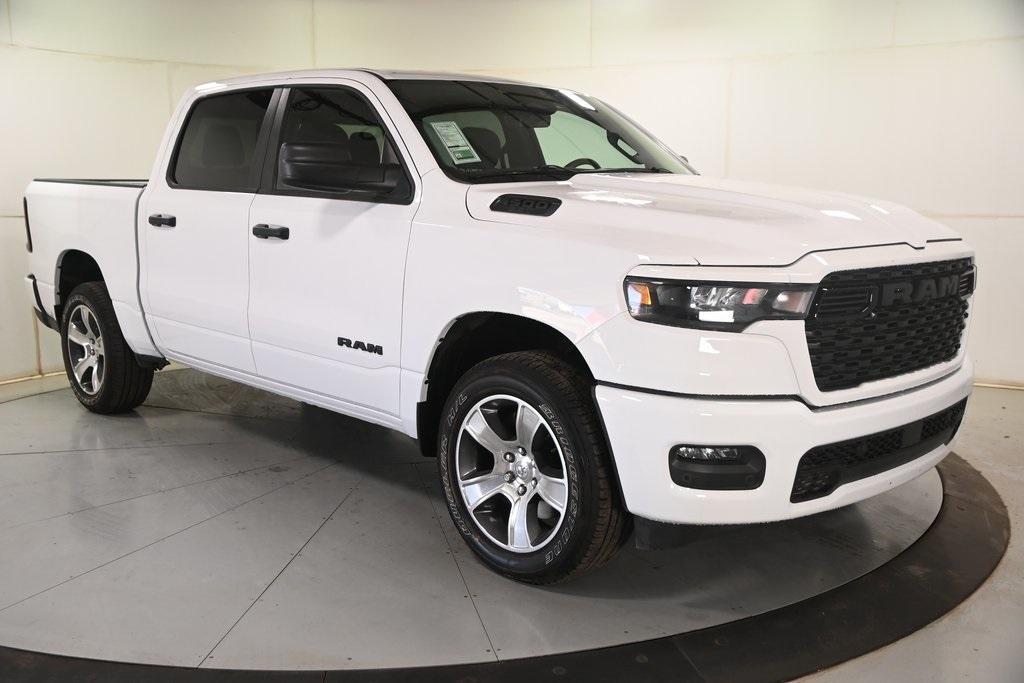 new 2025 Ram 1500 car, priced at $47,933