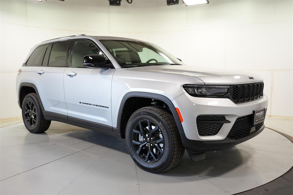 new 2025 Jeep Grand Cherokee car