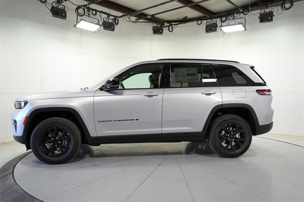 new 2025 Jeep Grand Cherokee car