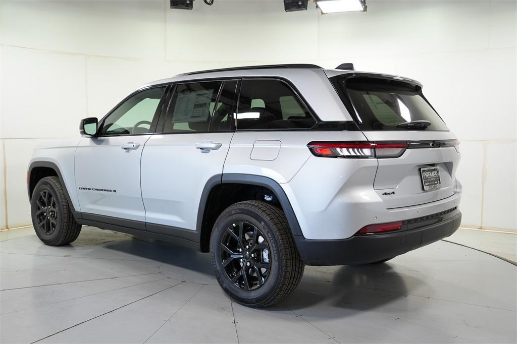 new 2025 Jeep Grand Cherokee car