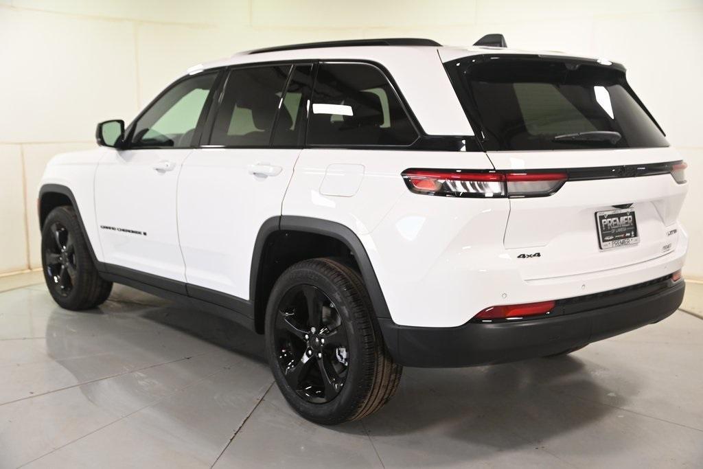 used 2024 Jeep Grand Cherokee car, priced at $40,149
