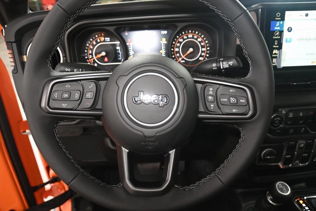 new 2025 Jeep Gladiator car