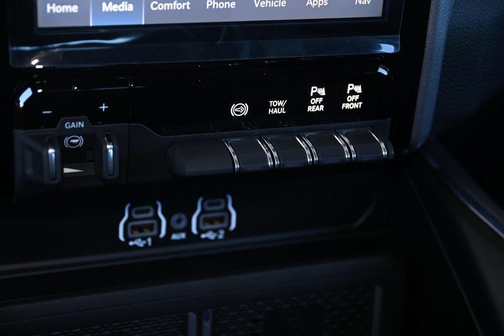 new 2025 Ram 2500 car