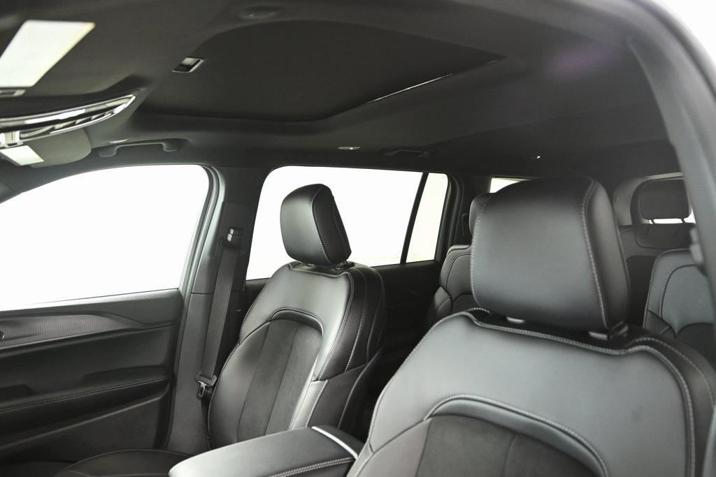 new 2025 Jeep Grand Cherokee L car, priced at $43,477