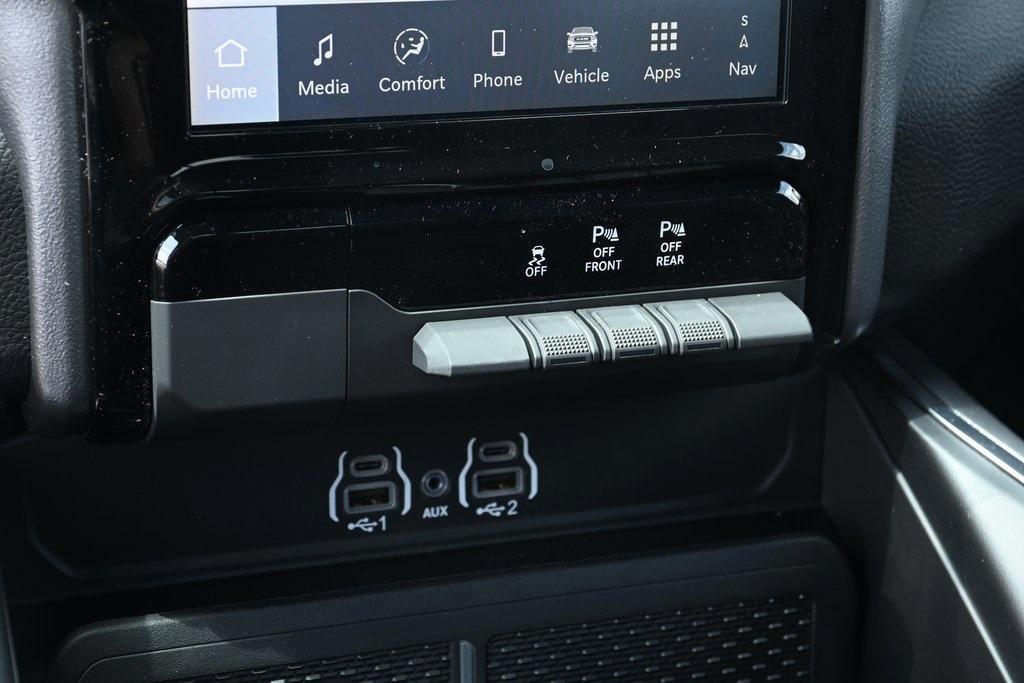 new 2025 Ram 1500 car, priced at $54,172