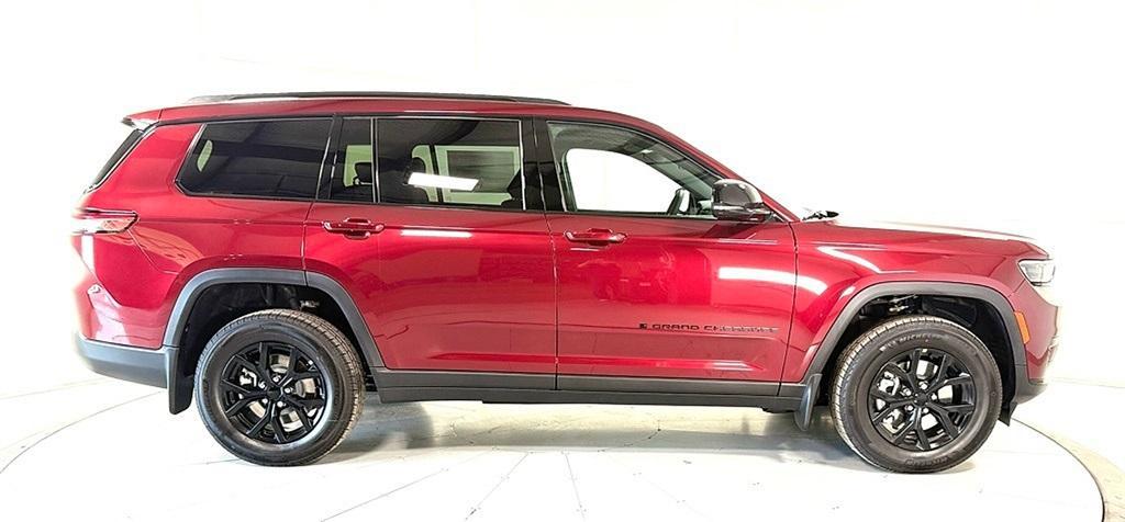 new 2025 Jeep Grand Cherokee L car, priced at $45,419