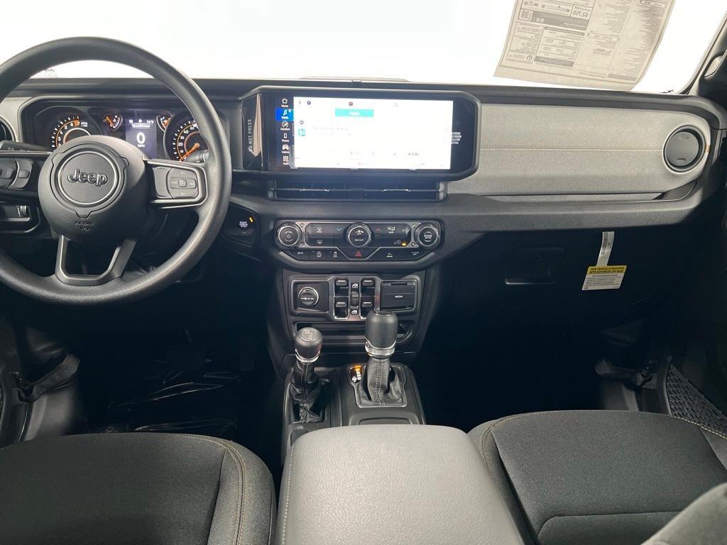 new 2025 Jeep Gladiator car, priced at $41,385