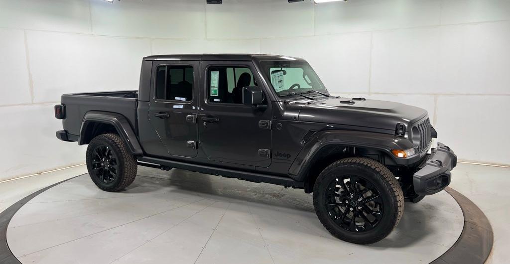 new 2025 Jeep Gladiator car, priced at $41,385
