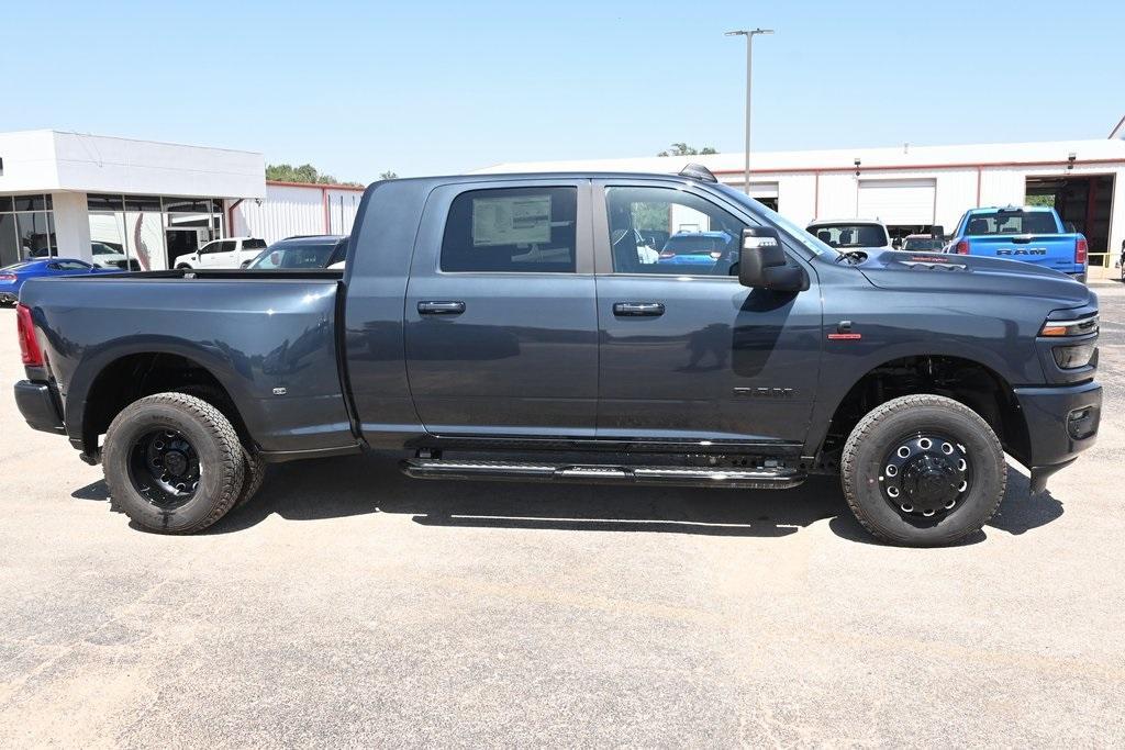 new 2025 Ram 3500 car