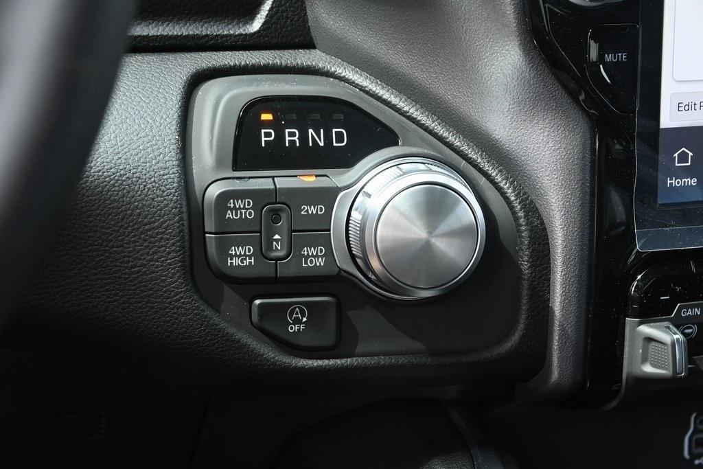 new 2025 Ram 1500 car