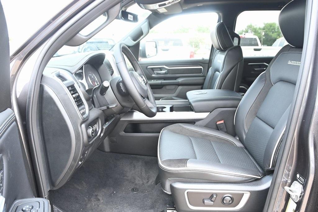 new 2025 Ram 1500 car