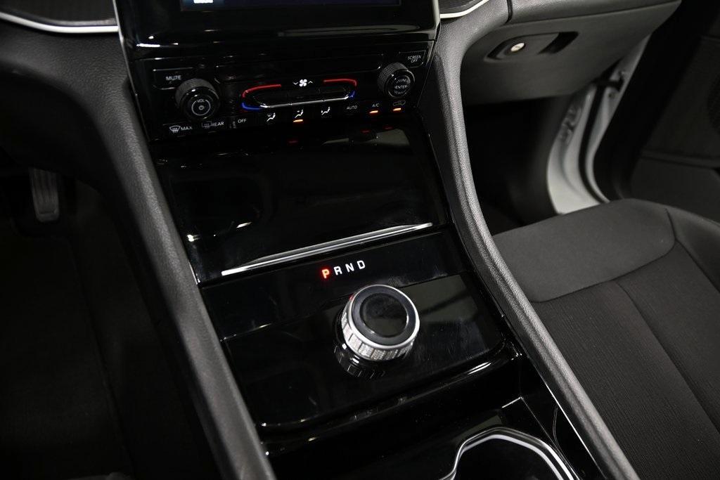 used 2023 Jeep Grand Cherokee L car, priced at $27,151