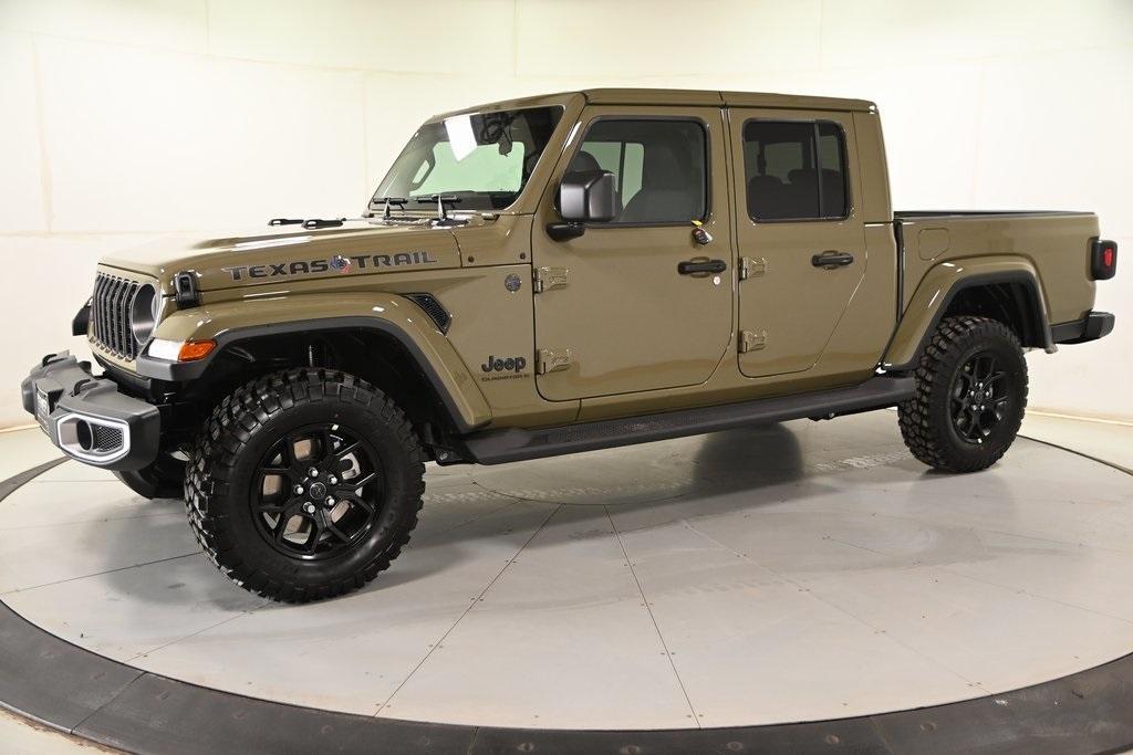 new 2025 Jeep Gladiator car, priced at $44,584