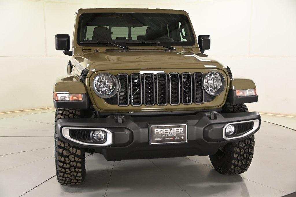 new 2025 Jeep Gladiator car, priced at $44,584