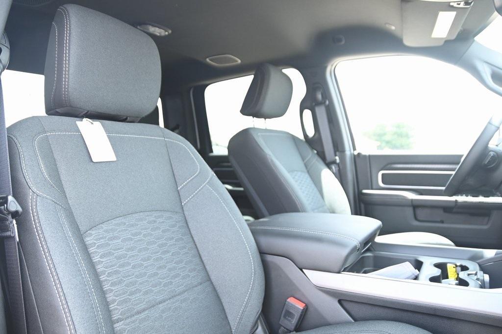 new 2025 Ram 2500 car