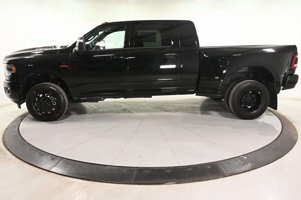 new 2024 Ram 3500 car, priced at $80,325