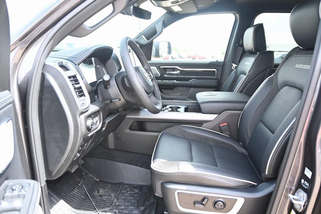new 2025 Ram 1500 car